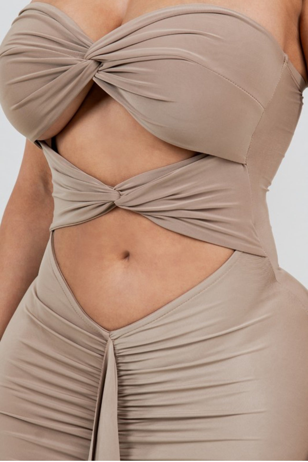 EXECUTIVE MAX DRESS
