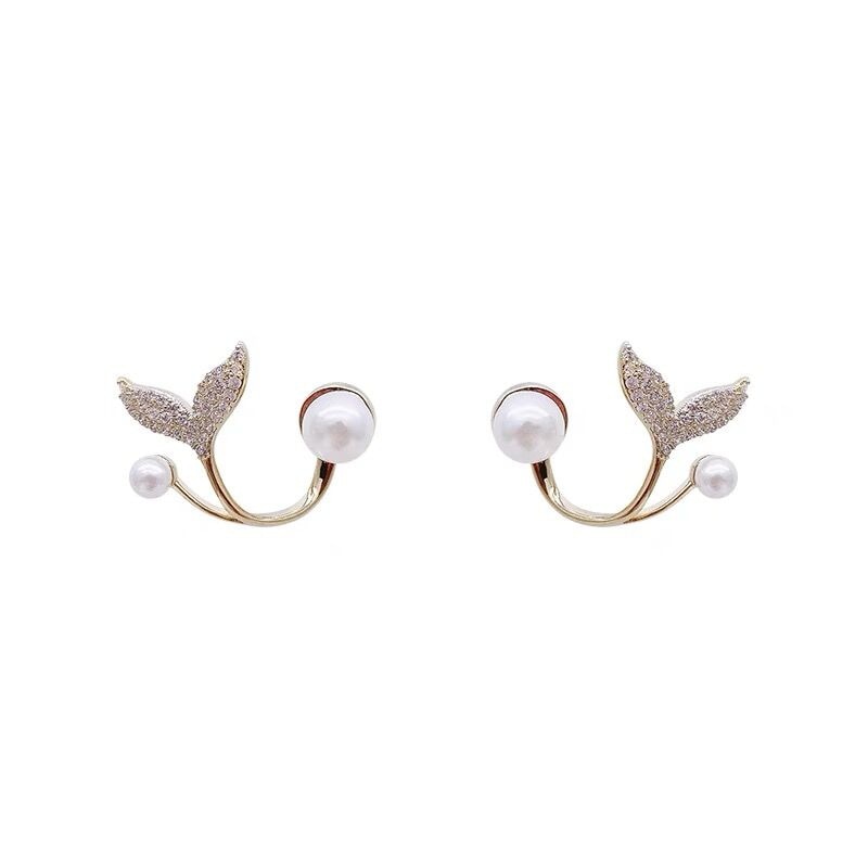 Elegant Mermaid Tail Shape Pearl Gold Earrings
