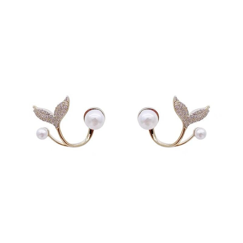 Elegant Mermaid Tail Shape Pearl Gold Earrings