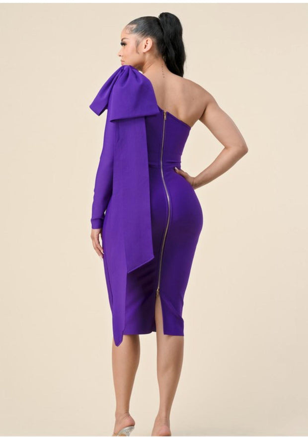 Invited Guest midi dress